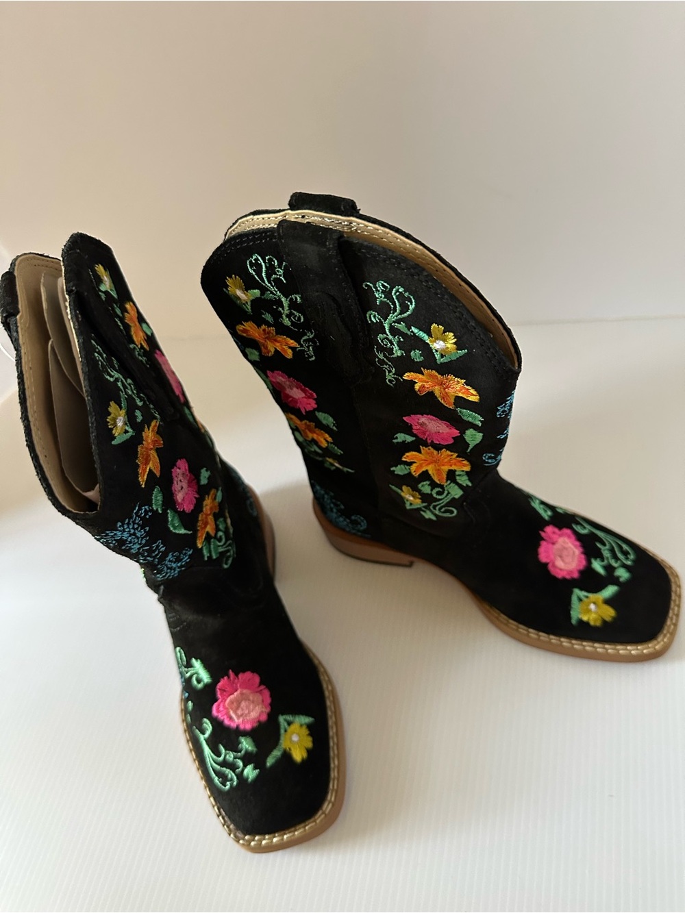 NIB Girls Size 10 Colorful Woven Western Cowgirl Boots Boho